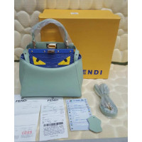 Сумка Fendi Peekaboo Monster