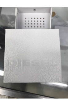 Фирменная коробка для часов Diesel