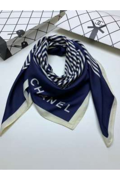 Платок Chanel